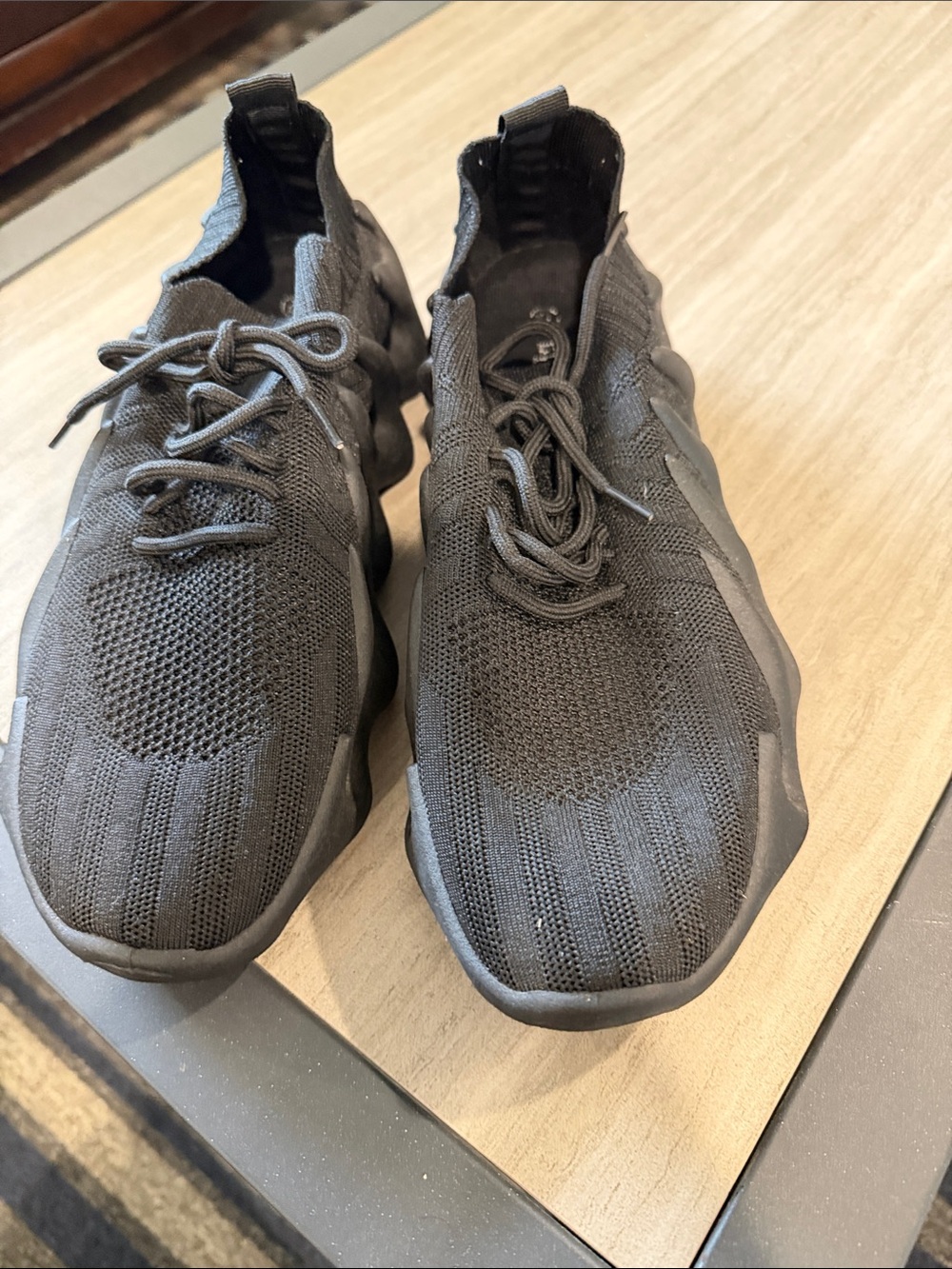 Men's Black Knit Slip-On Sneakers - Picture 4 of 4